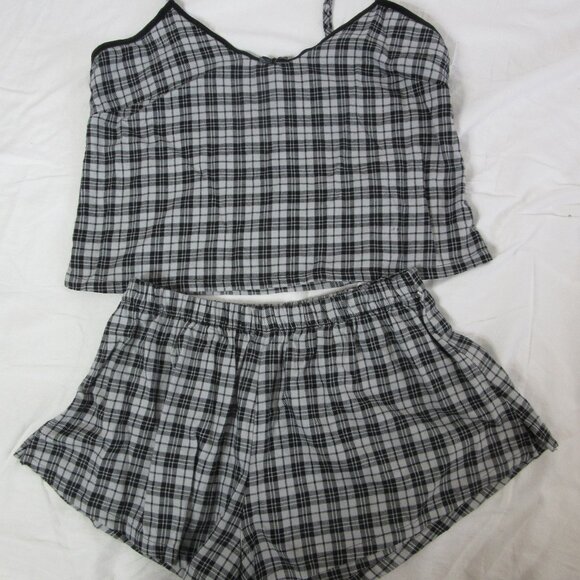 Colsie Pajama Set Babydoll Plaid Cami Shorts Woven Black Plaid Size Small NWT - Picture 7 of 7